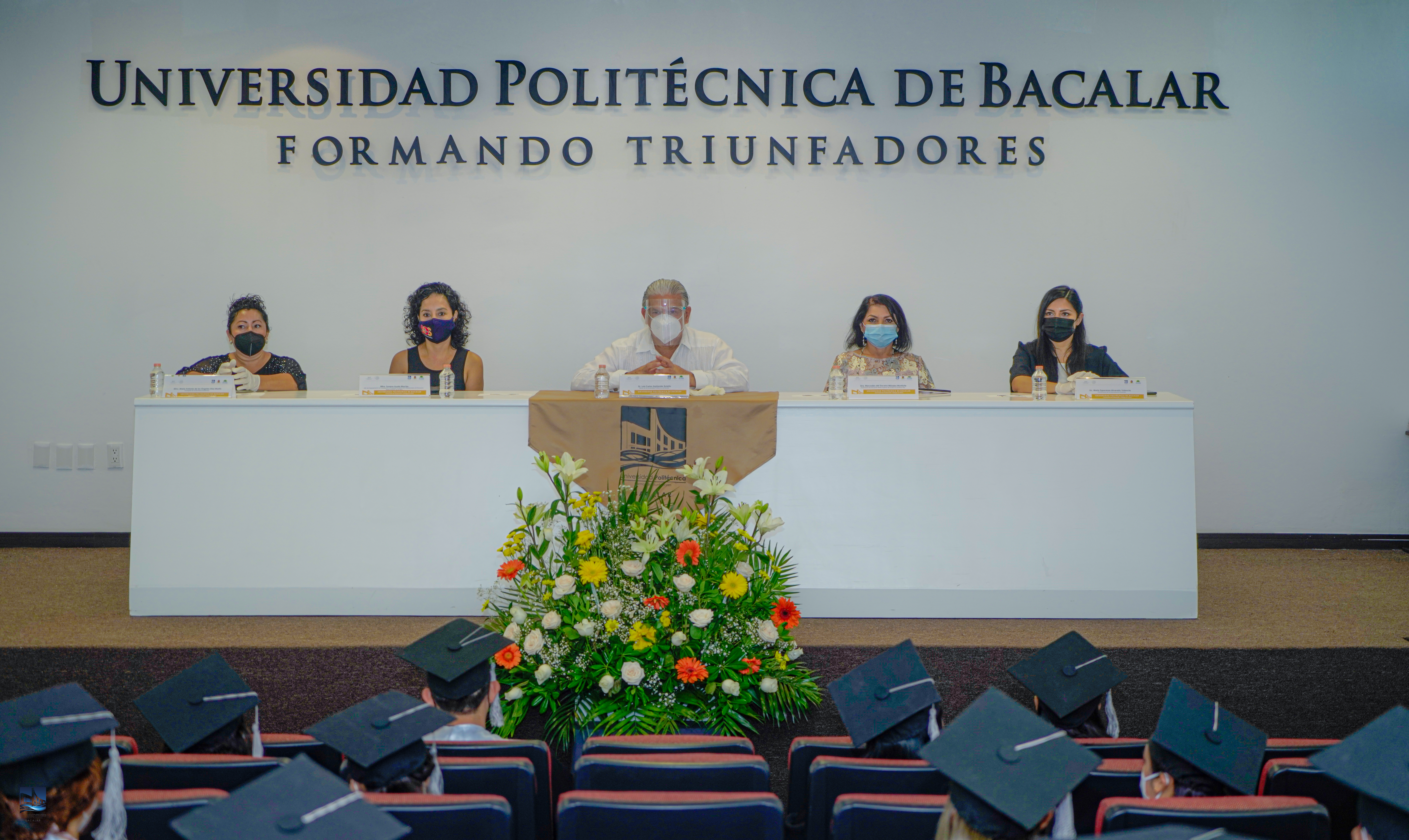 Ceremonia de Graduación y Entrega de Títulos 2021
