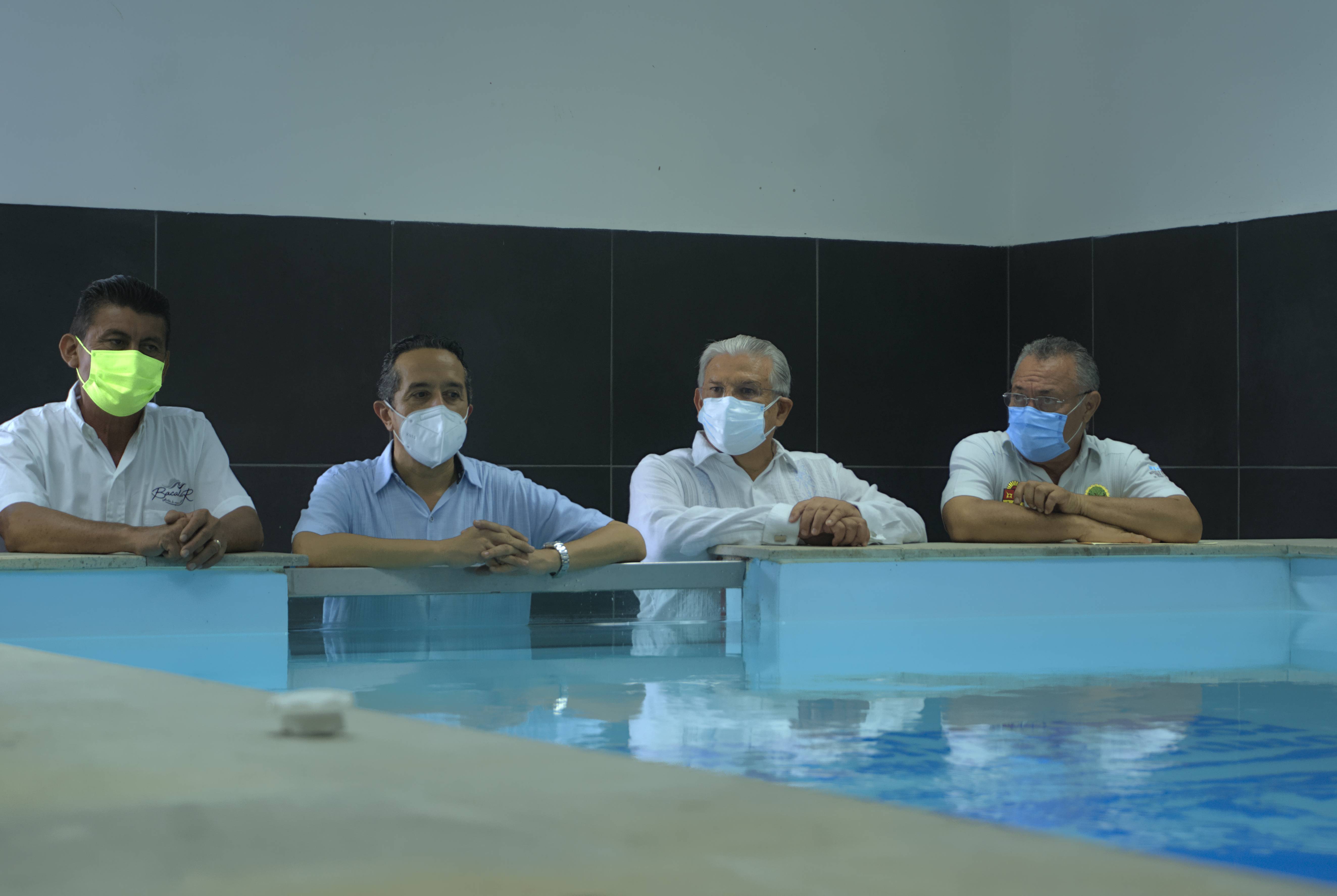 Visita del Gobernador Carlos Joaquín